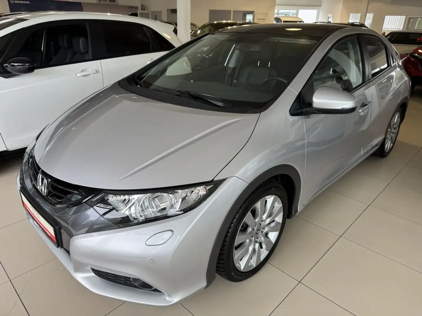 Honda Civic 1.8 i-VTEC Automatik Executive Gris - 2
