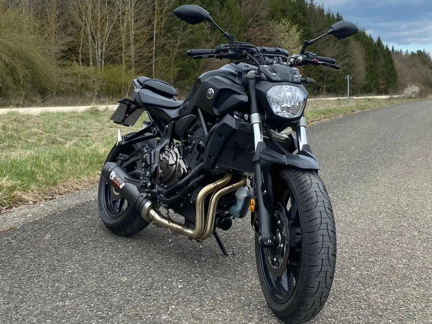 Yamaha MT-07 Sportlich umgerüstet, 35kW Fekete - 1