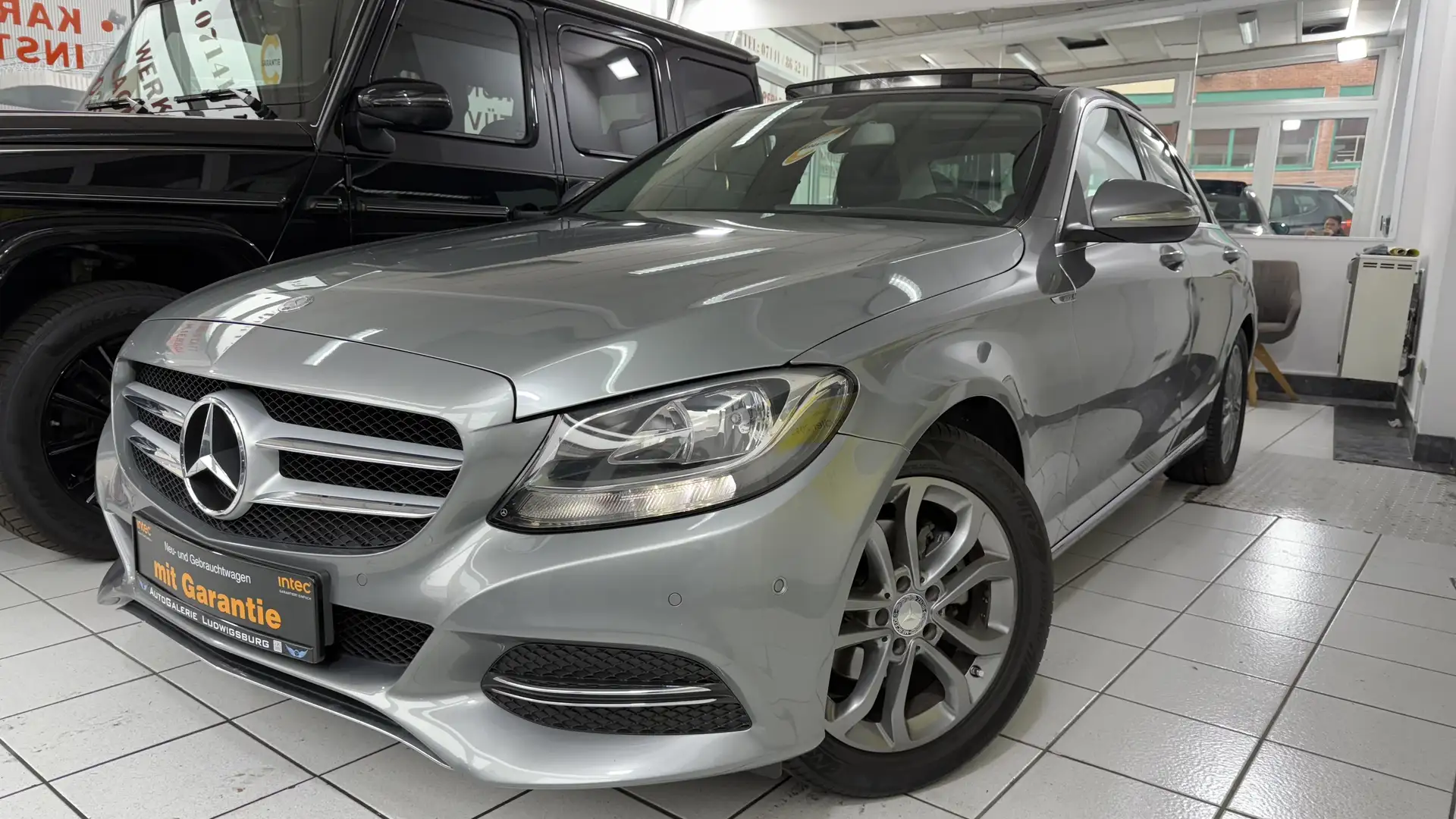 Mercedes-Benz C 180 CGI AVANTGARDE PANO LEDER NAVI PDC GARANTIE Gris - 1