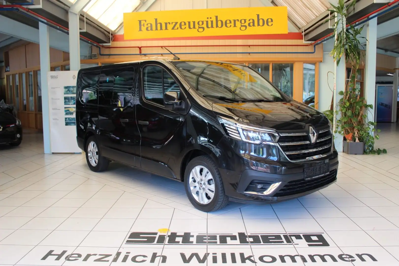 Renault Trafic Combi L1H1 3,0t  Life Blue dCi 170 EDC Noir - 1