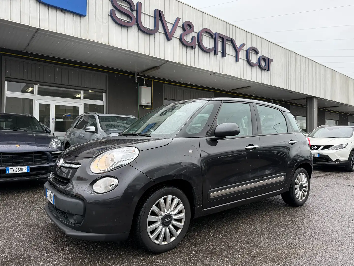 Fiat 500L 500L 1.3 mjt NEOPATENTATI Schwarz - 1