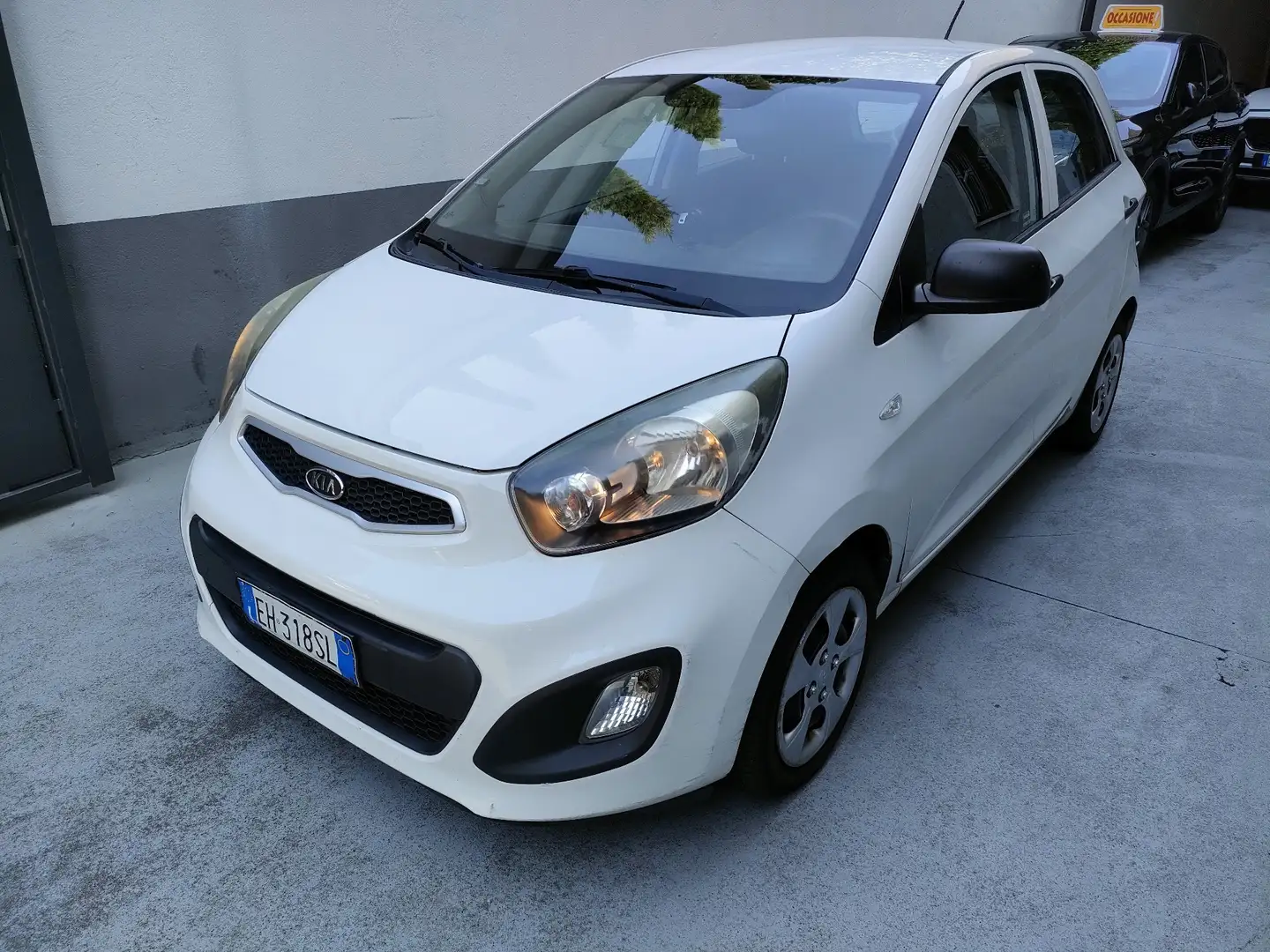 Kia Picanto 1.0 benzina 5pt Bianco - 1
