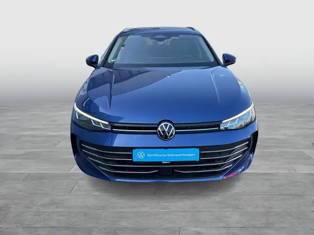 Volkswagen Passat view 7