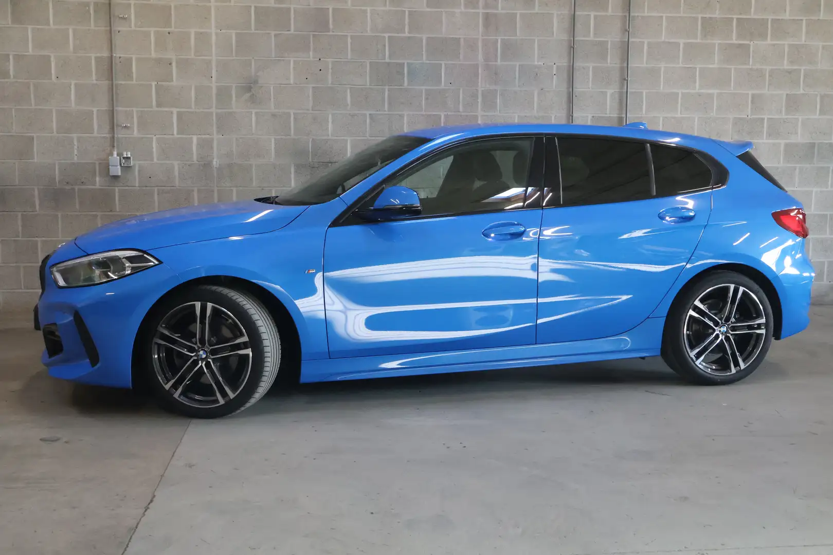 BMW 118 118i M Sport| Zonnewerende ramen| HIFI| Led| PDC Bleu - 2