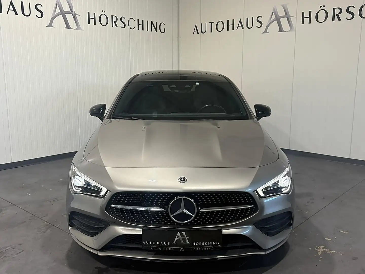 Mercedes-Benz CLA 200 d Silber - 2