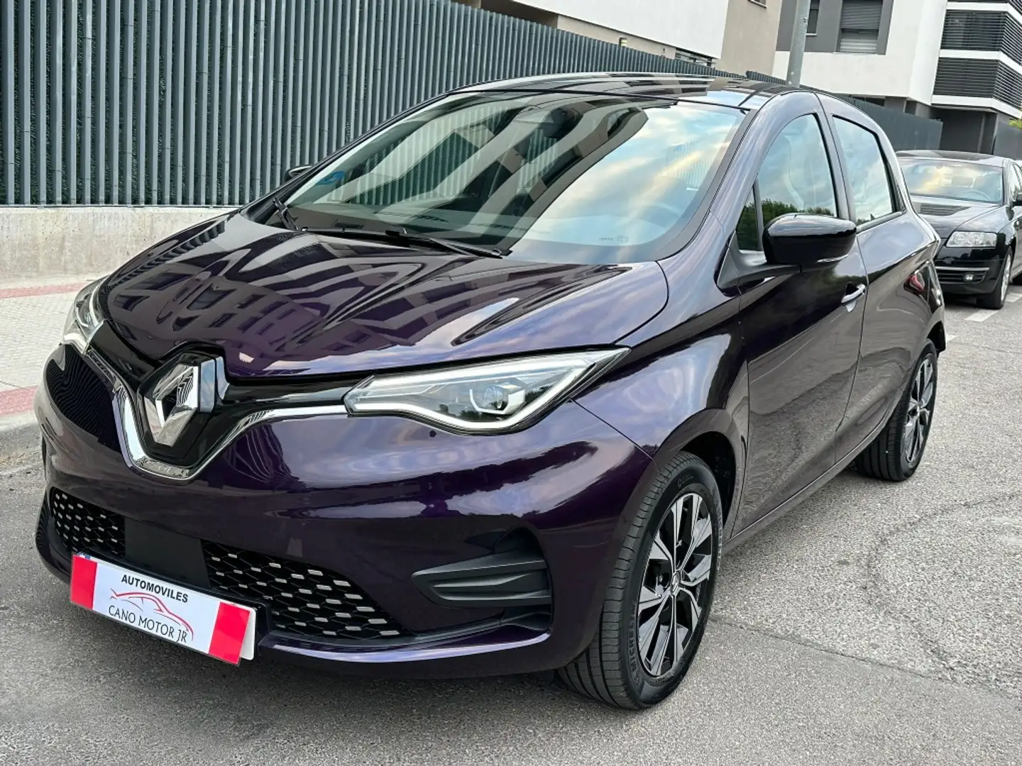Renault ZOE Evolution 50 R110 80kW Paars - 1