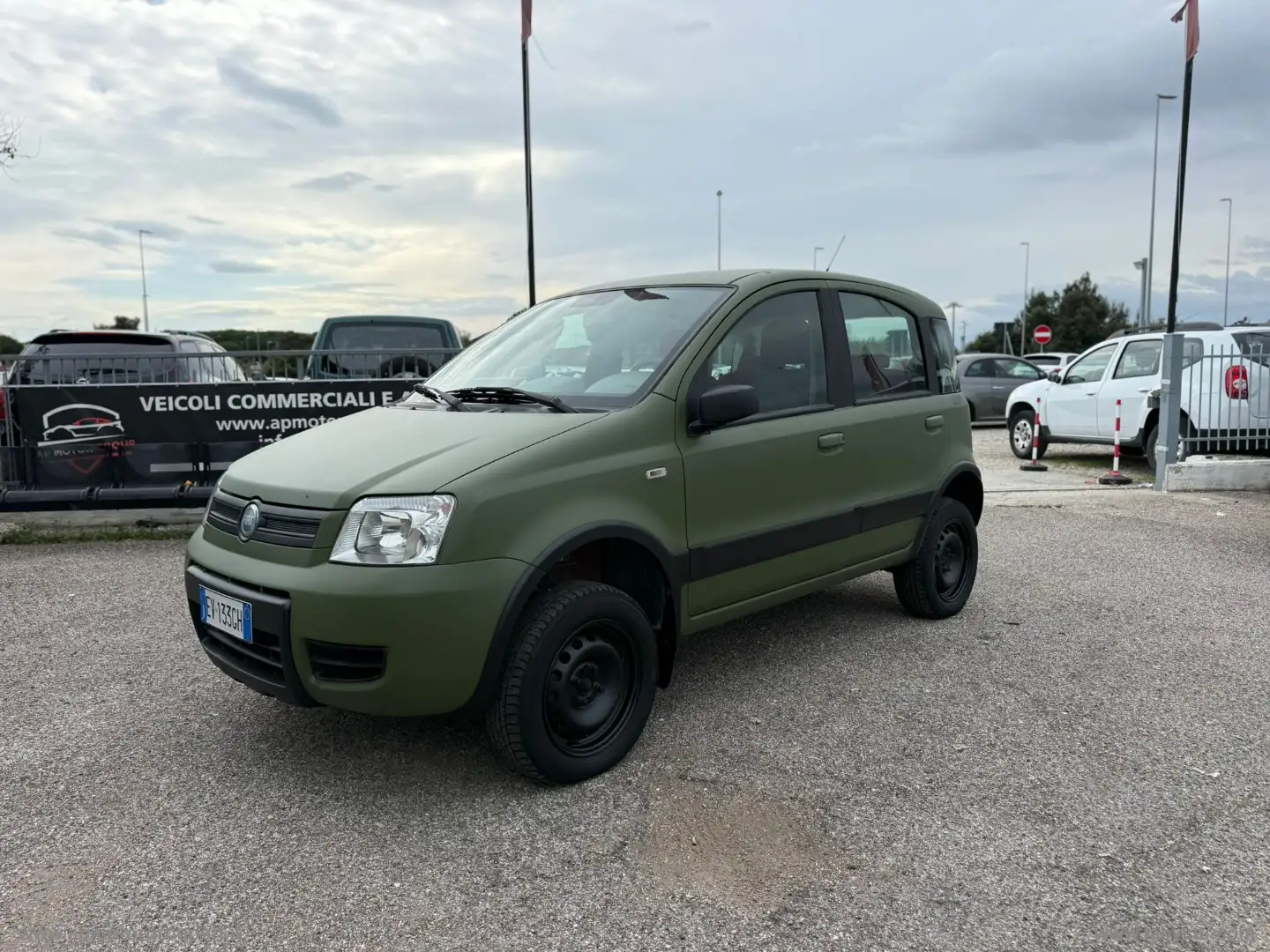 Fiat Panda 1.3 MJT 16V 4x4 Monster - 2
