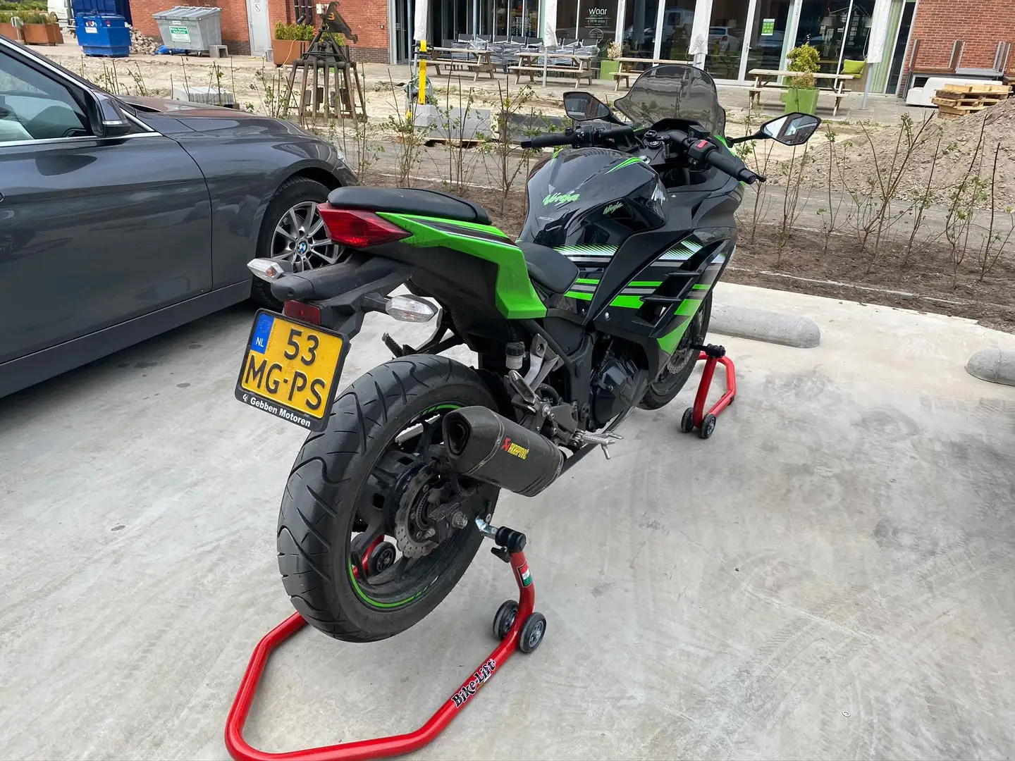 Kawasaki Ninja 300 KRT Zwart - 2