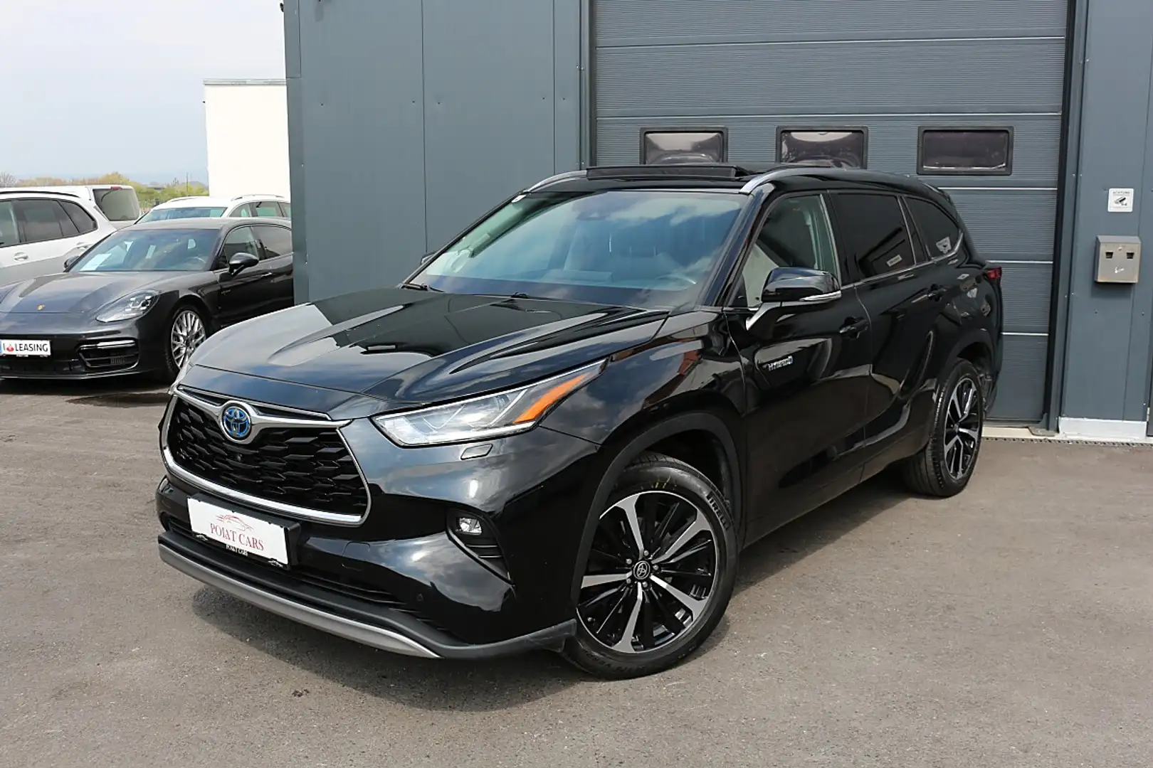 Toyota Highlander 2,5 Hybrid VIP AWD *1Besitz* *VOLLAUSSTATTUNG* Schwarz - 2