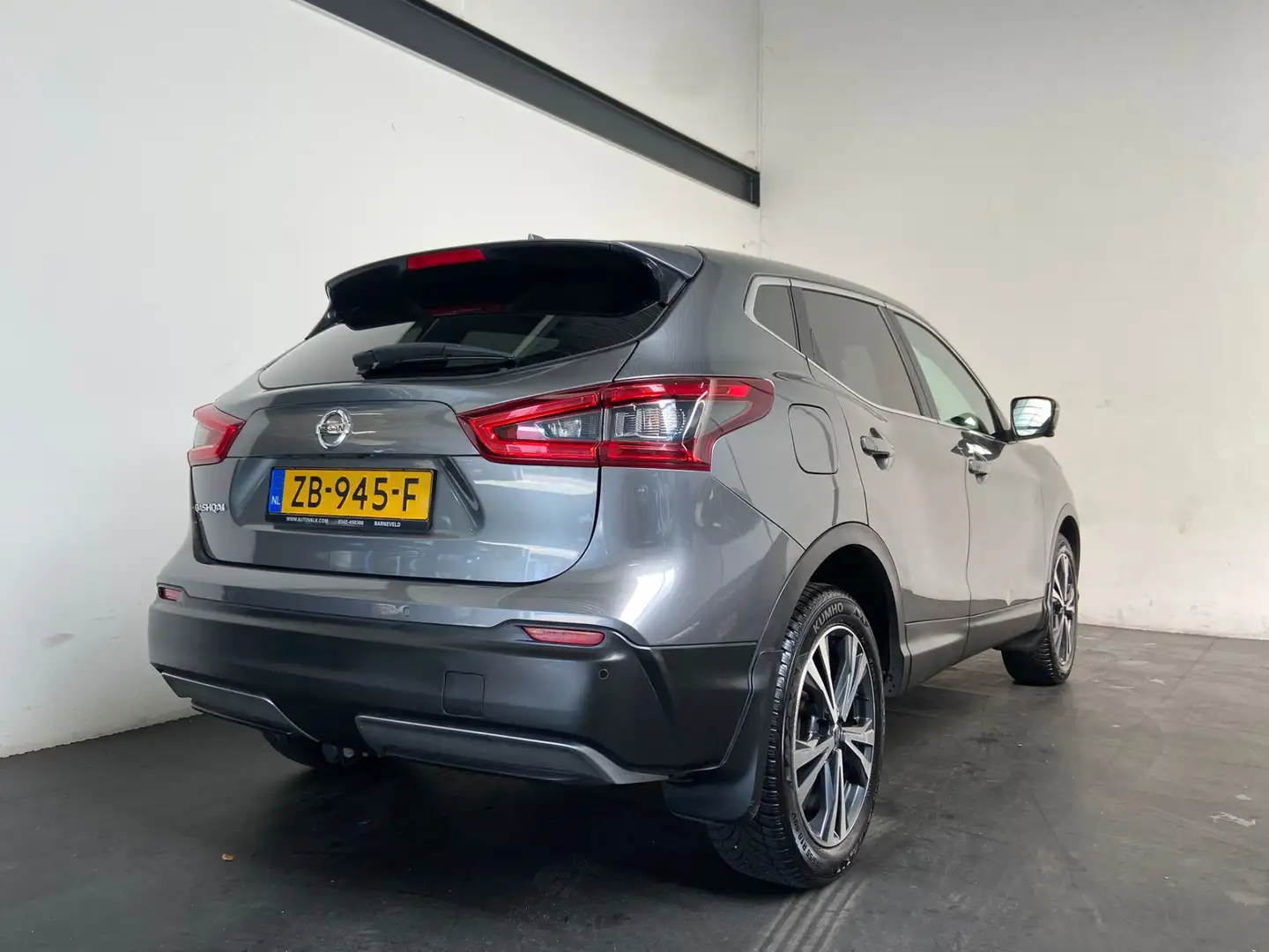 Nissan Qashqai 1.2 N-Connecta. Clima. Automaat Grijs - 2