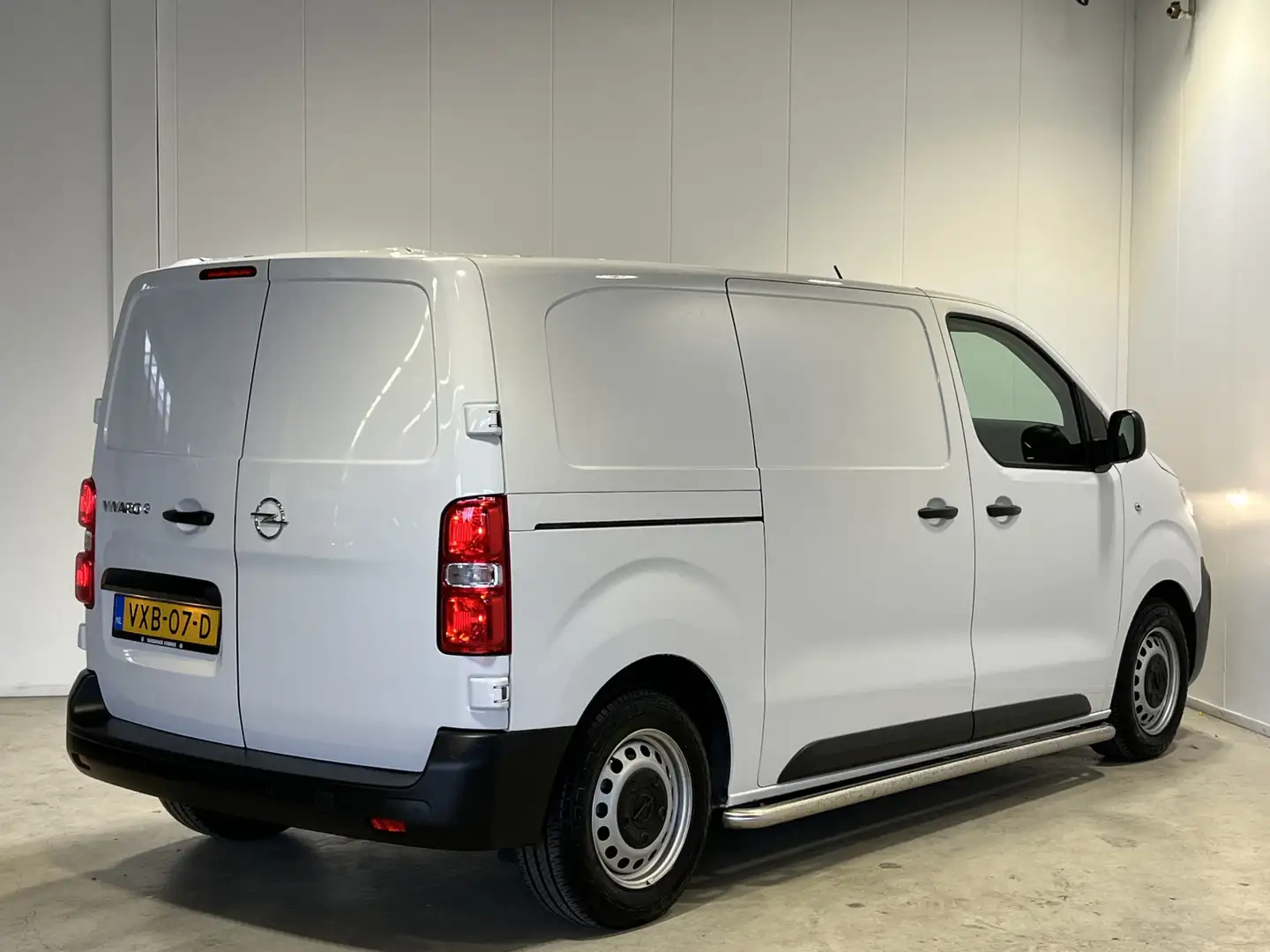 Opel Vivaro-e Electric L2 75 kWh | Navigatie/Android/Apple Carpl Wit - 2
