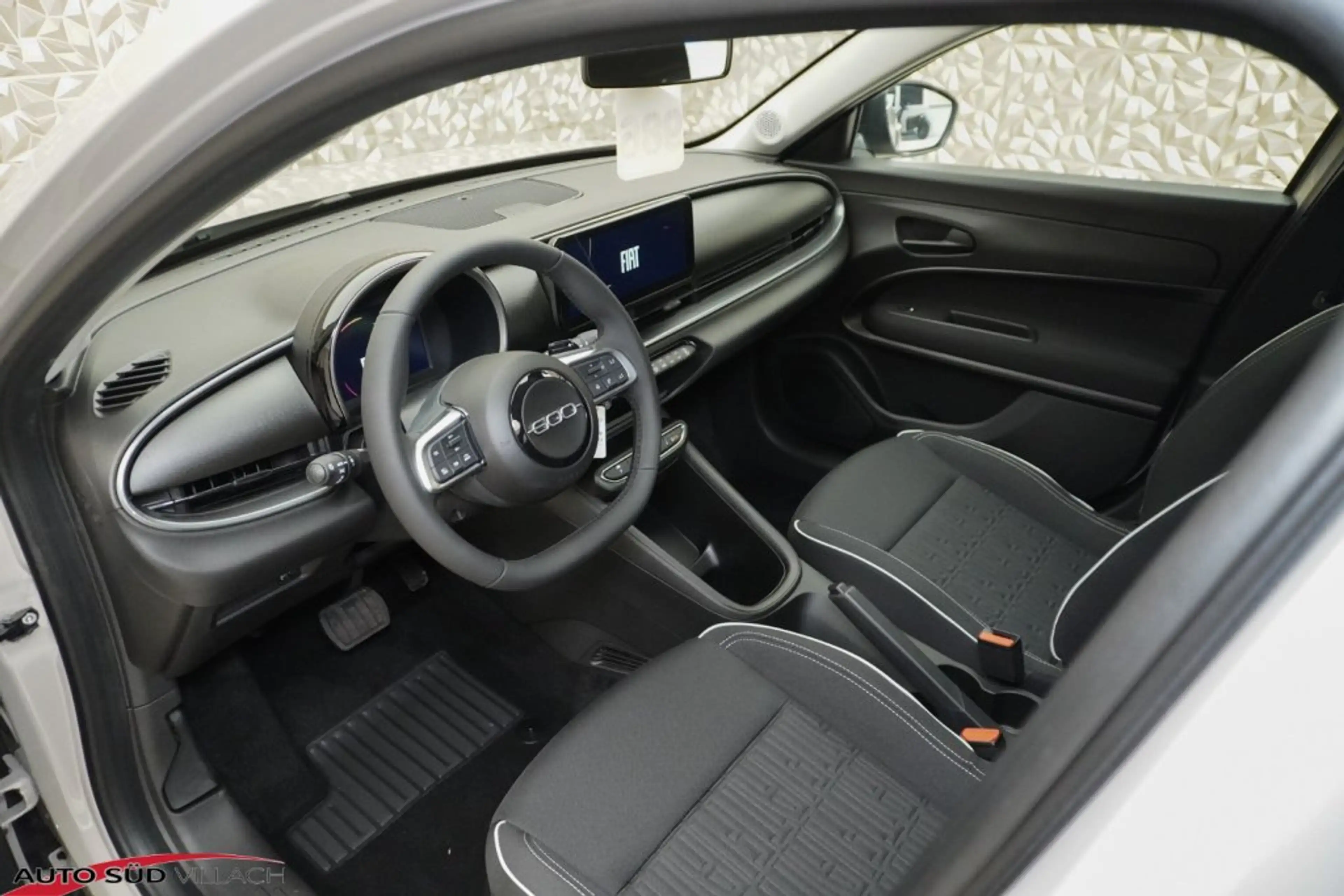 Fiat 600 Hybrid-600 T-Gen3 145 — photo 9
