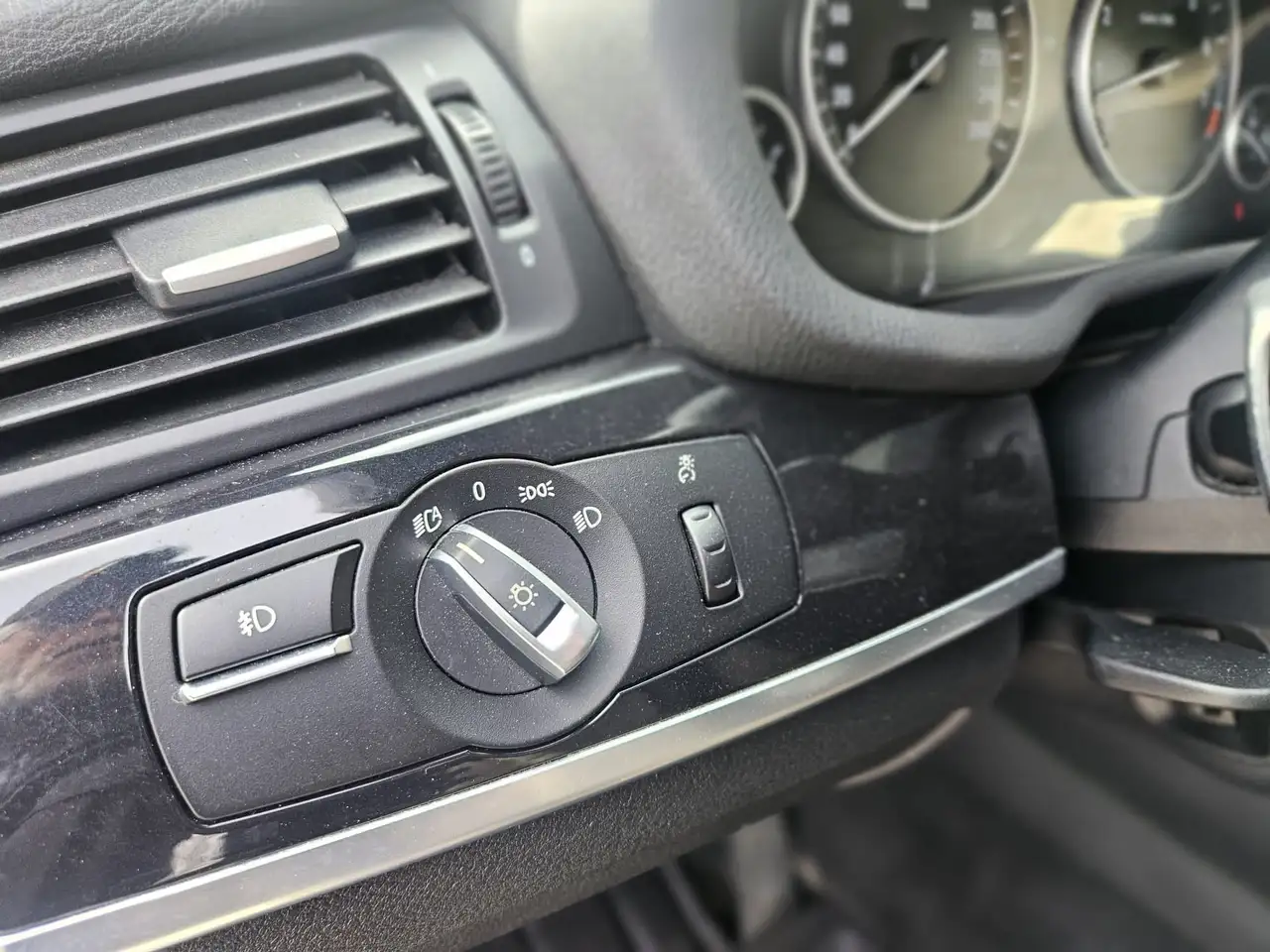 BMW X3 снимка BMW X3