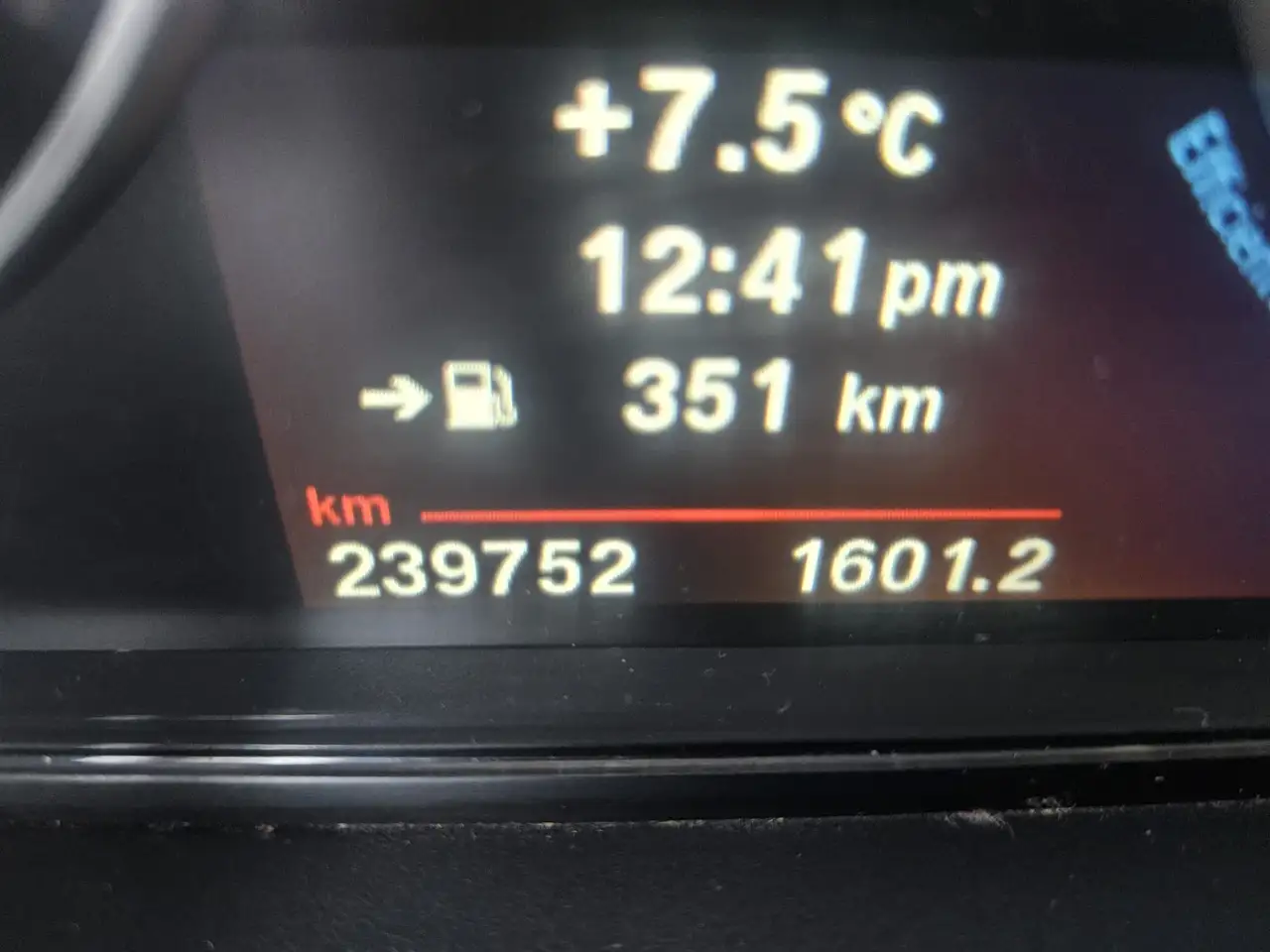 BMW X3 снимка BMW X3