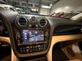 Bentley Bentayga 6.0 W12*PANO*608PS*4x4*360°*FULL bijela - thumbnail 25