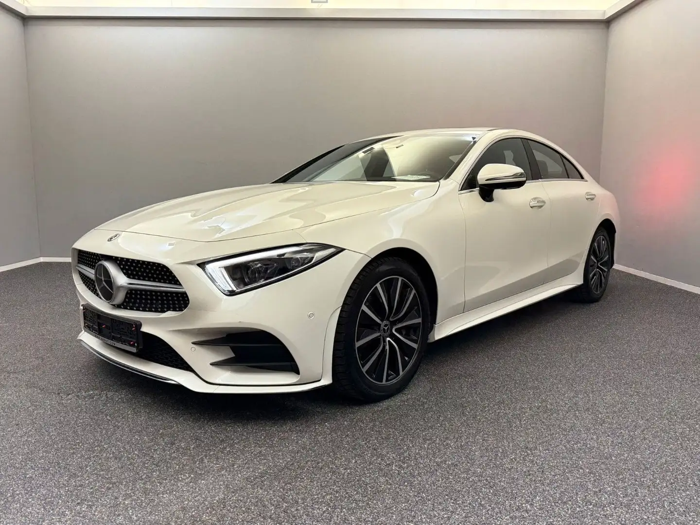 Mercedes-Benz CLS 400 d 4M AMG-LINE*STD-HZ*DISTR*MBEAM*MY2021 Bílá - 1