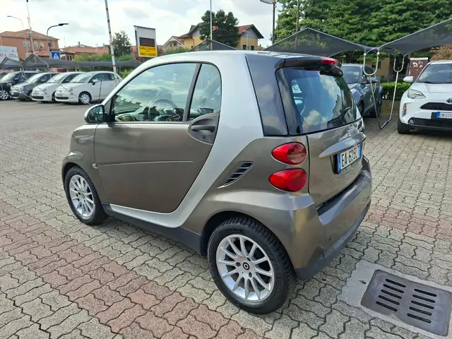 Smart Fortwo view 3