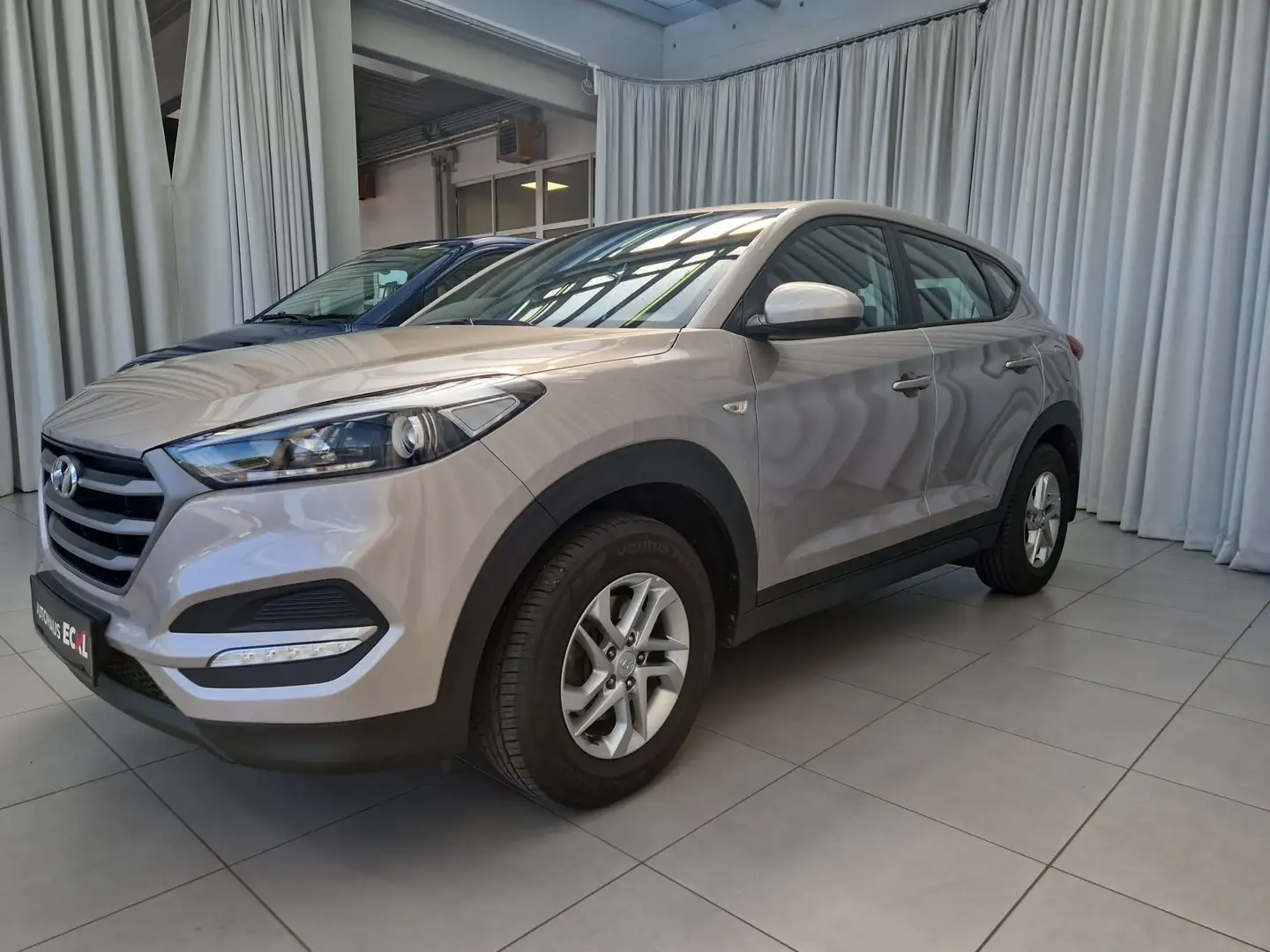 Hyundai TUCSON 1,7 CRDI Weiß - 2