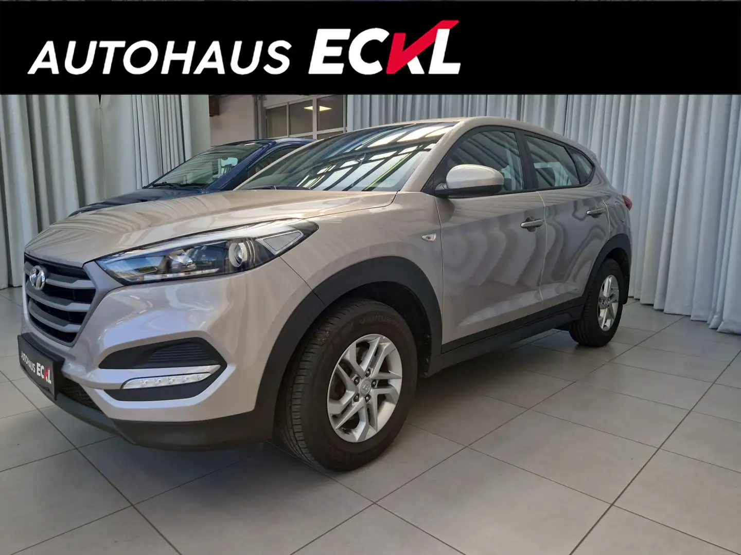 Hyundai TUCSON 1,7 CRDI Weiß - 1
