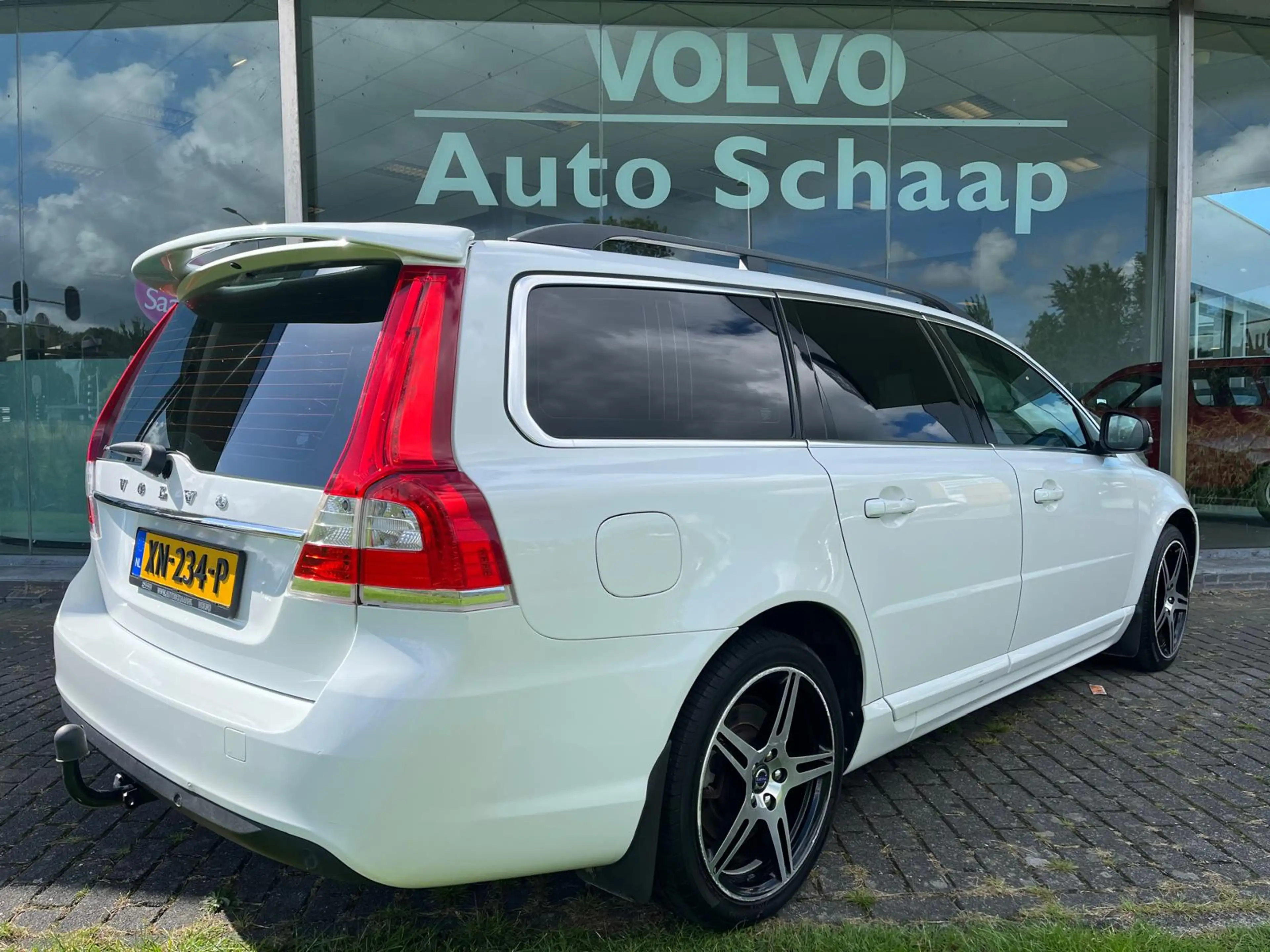 Volvo V70 2.0 T4 Classic Edition Automaat | Rijklaar incl ga — photo 5