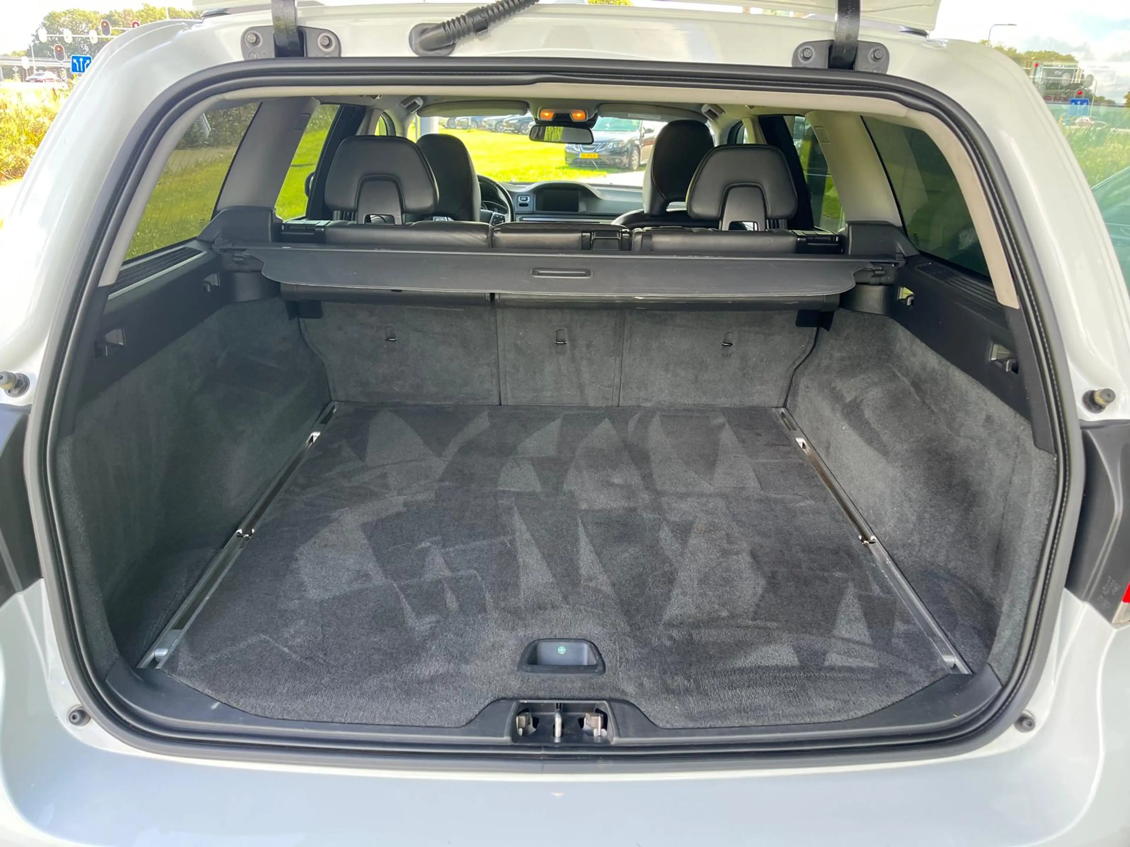 Volvo V70 2.0 T4 Classic Edition Automaat | Rijklaar incl ga — photo 18