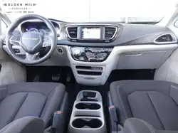 Chrysler Grand Caravan 2023 — фото 11