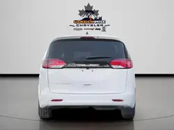 Chrysler Grand Caravan 2023