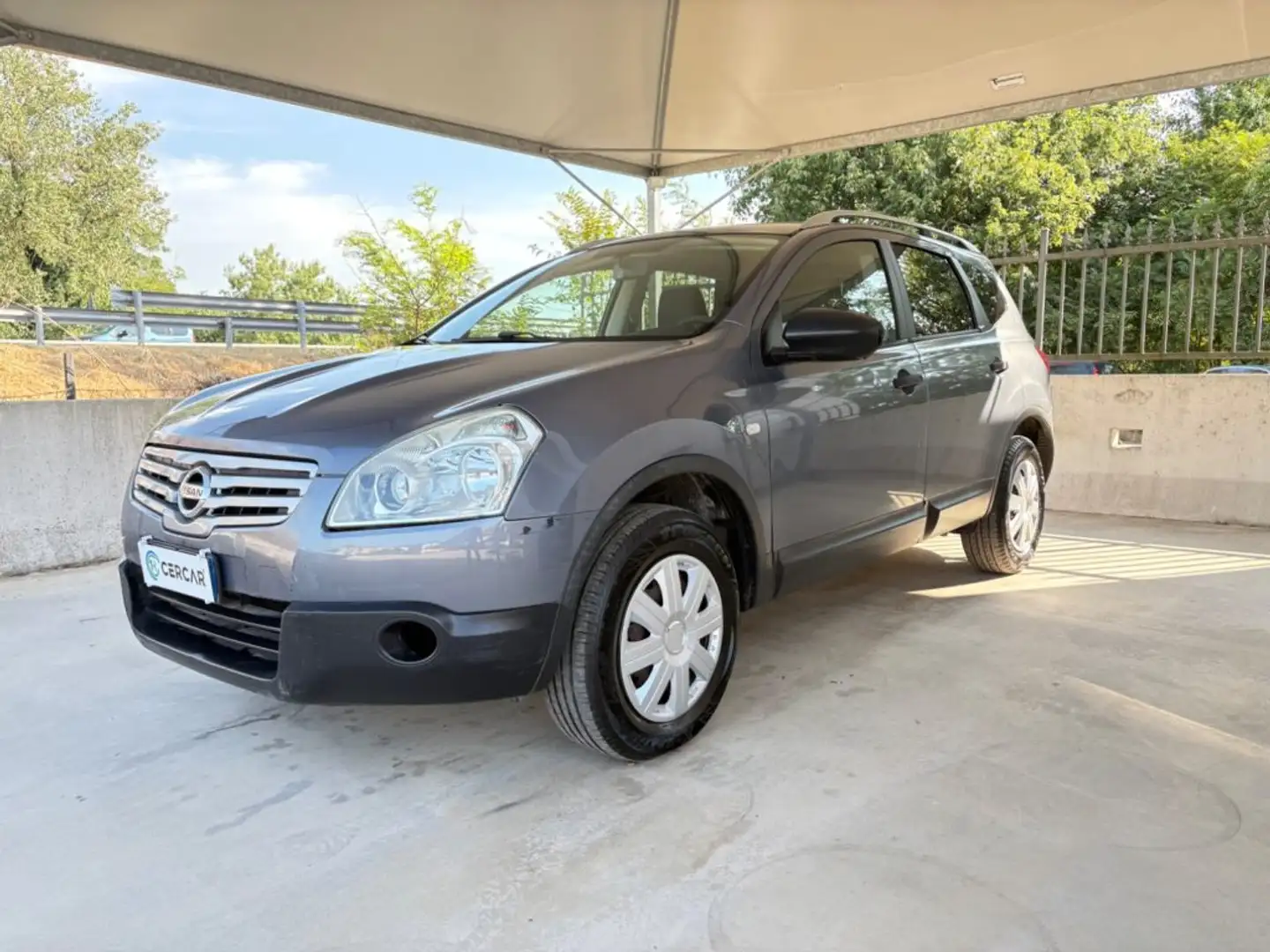 Nissan Qashqai+2 1.6 16V Visia 7 POSTI BENZINA TETTO PANORAMICO Grigio - 1