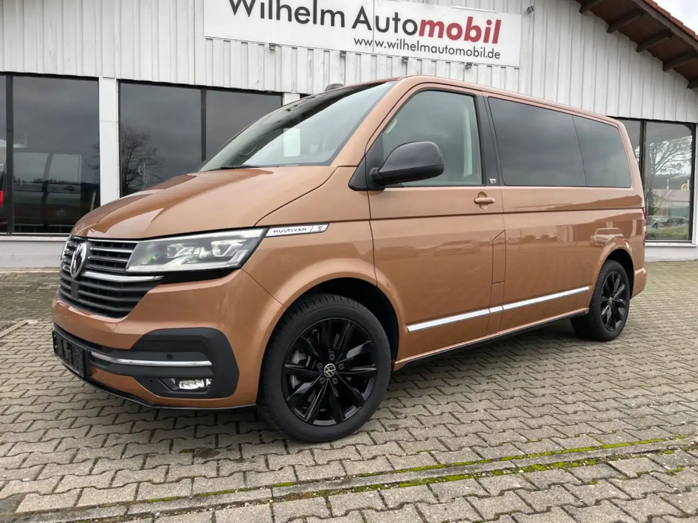 Volkswagen T6 Multivan T6.1 Multivan StHz. Sport Paket GenSix ACC 5JGar Orange - 1