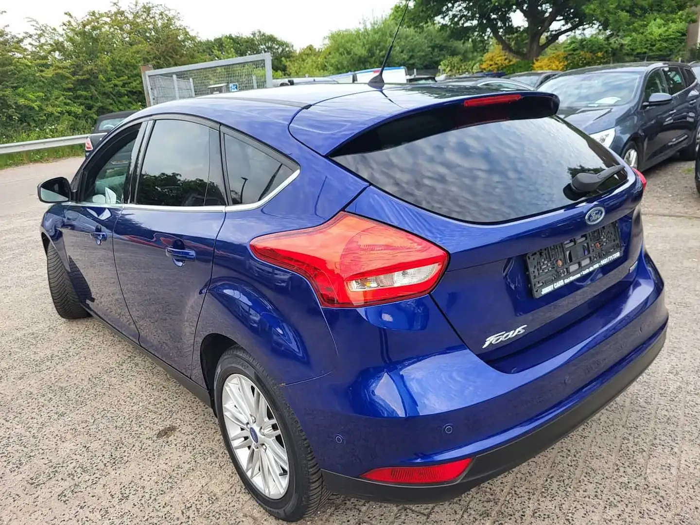 Ford Focus Fließheck 1.0 EcoBoost Start-Stopp-System Champion Bleu - 2