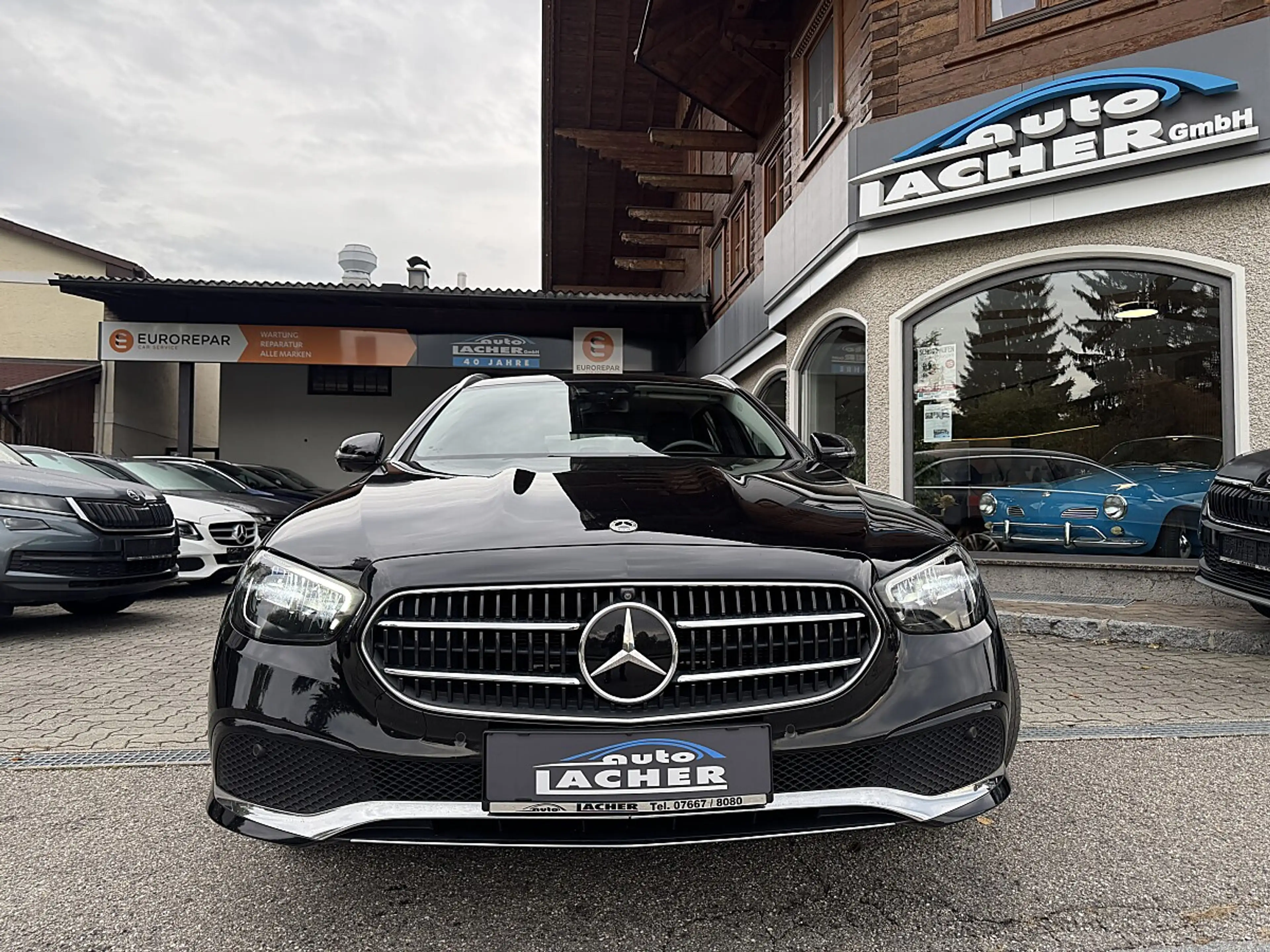 Mercedes-Benz E 220 d Avantgarde — photo 2