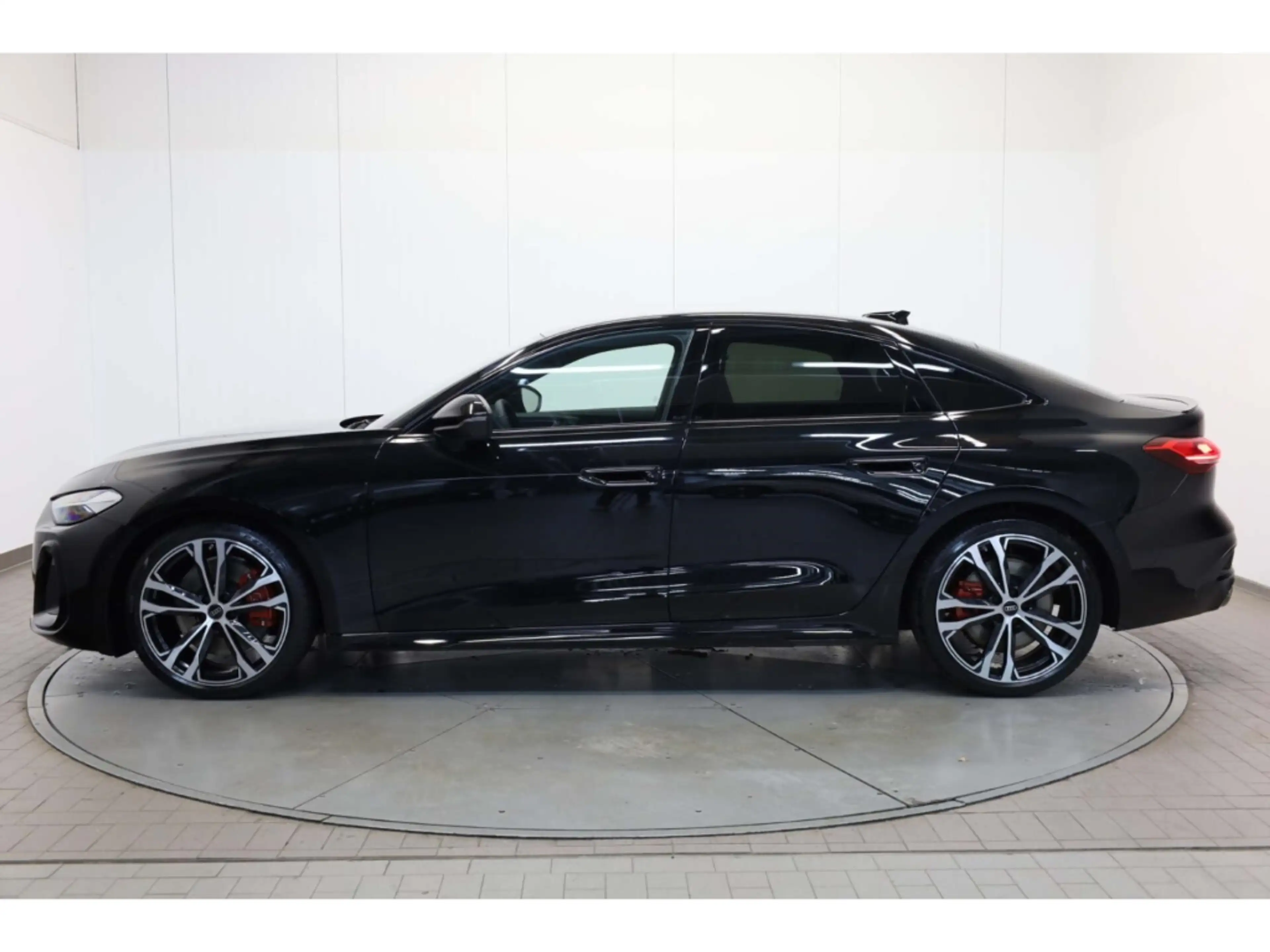Audi S5 Limousine TFSI quattro S line — photo 5