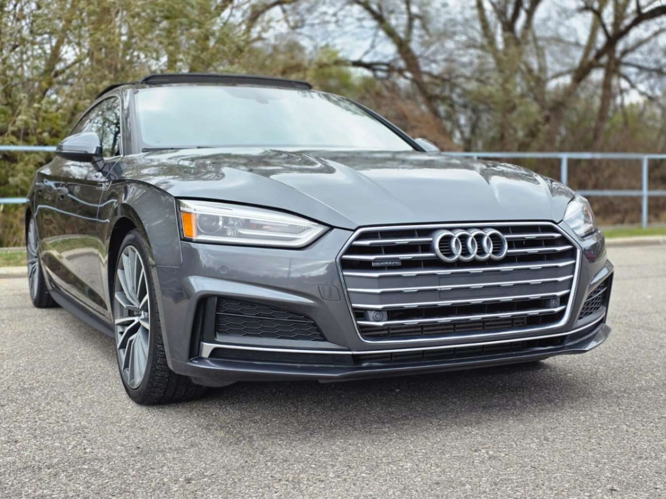 2018 Audi A5 2.0 TFSI quattro Progressiv S tronic S Line alt 2