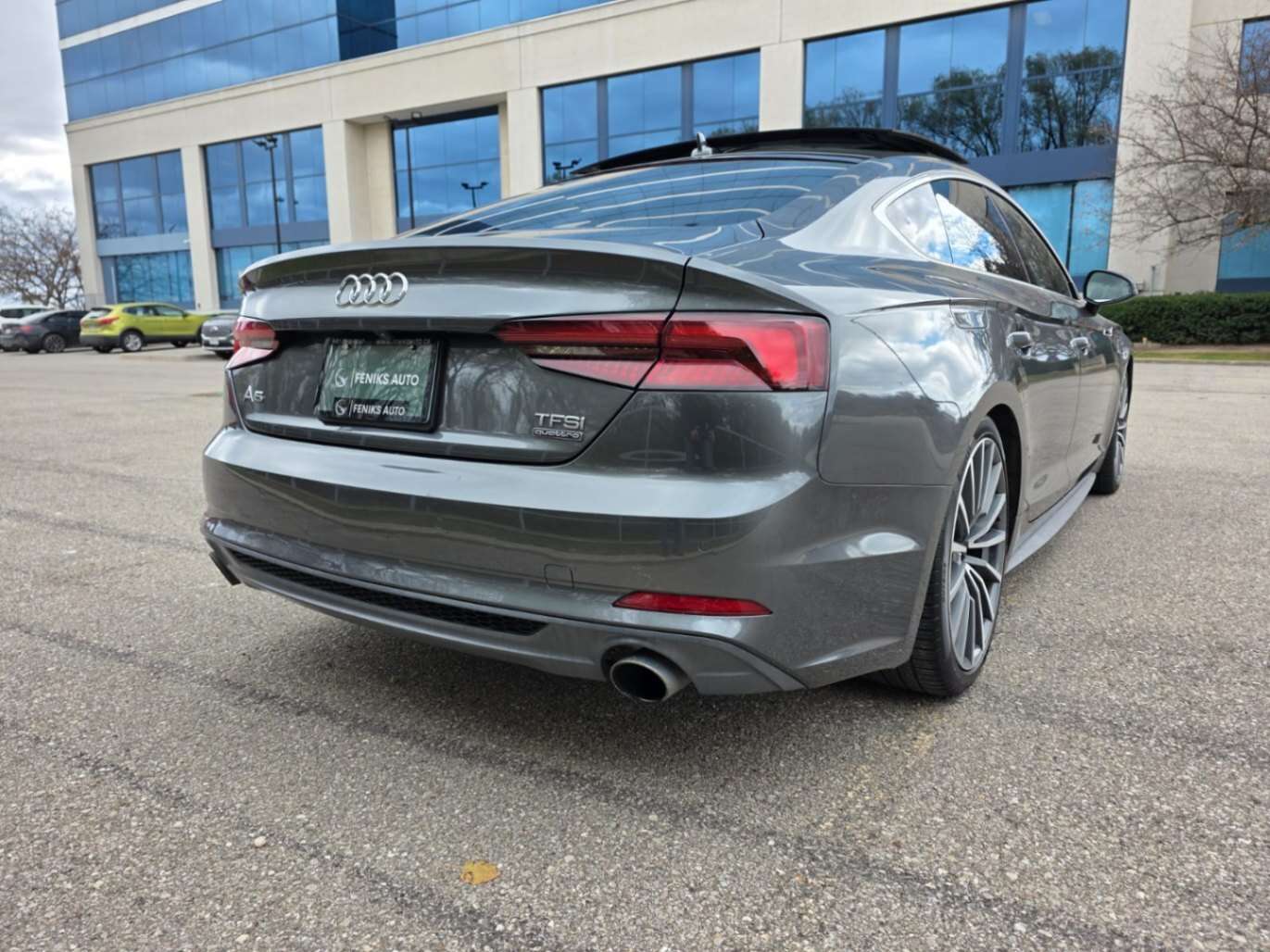 2018 Audi A5 2.0 TFSI quattro Progressiv S tronic S Line alt 4