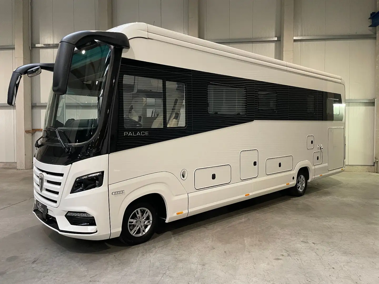 Morelo Palace 88LB*Retarder/Echtglas/Hub/Active-Air/AHK Weiß - 2