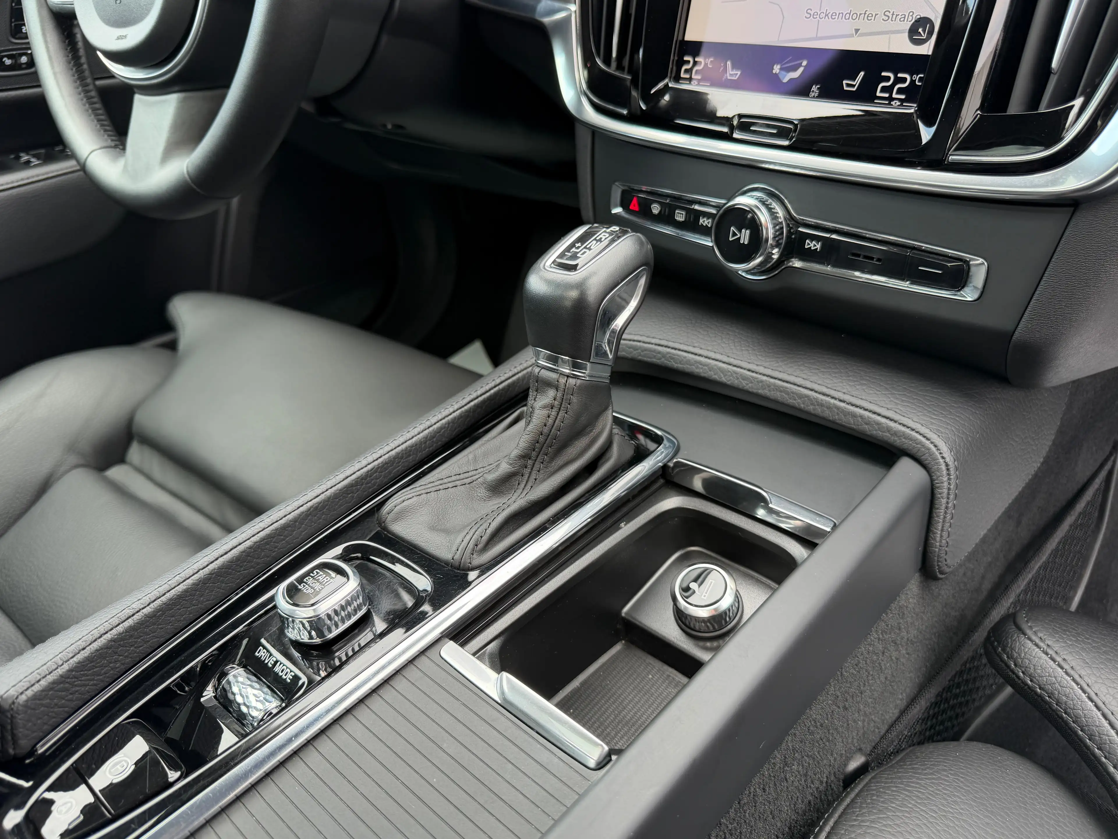 Volvo S90 D4 Inscription*Leder*Navi* ACC*VOLL — photo 15
