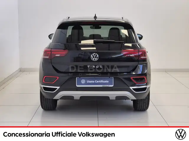 Volkswagen T-Roc view 5