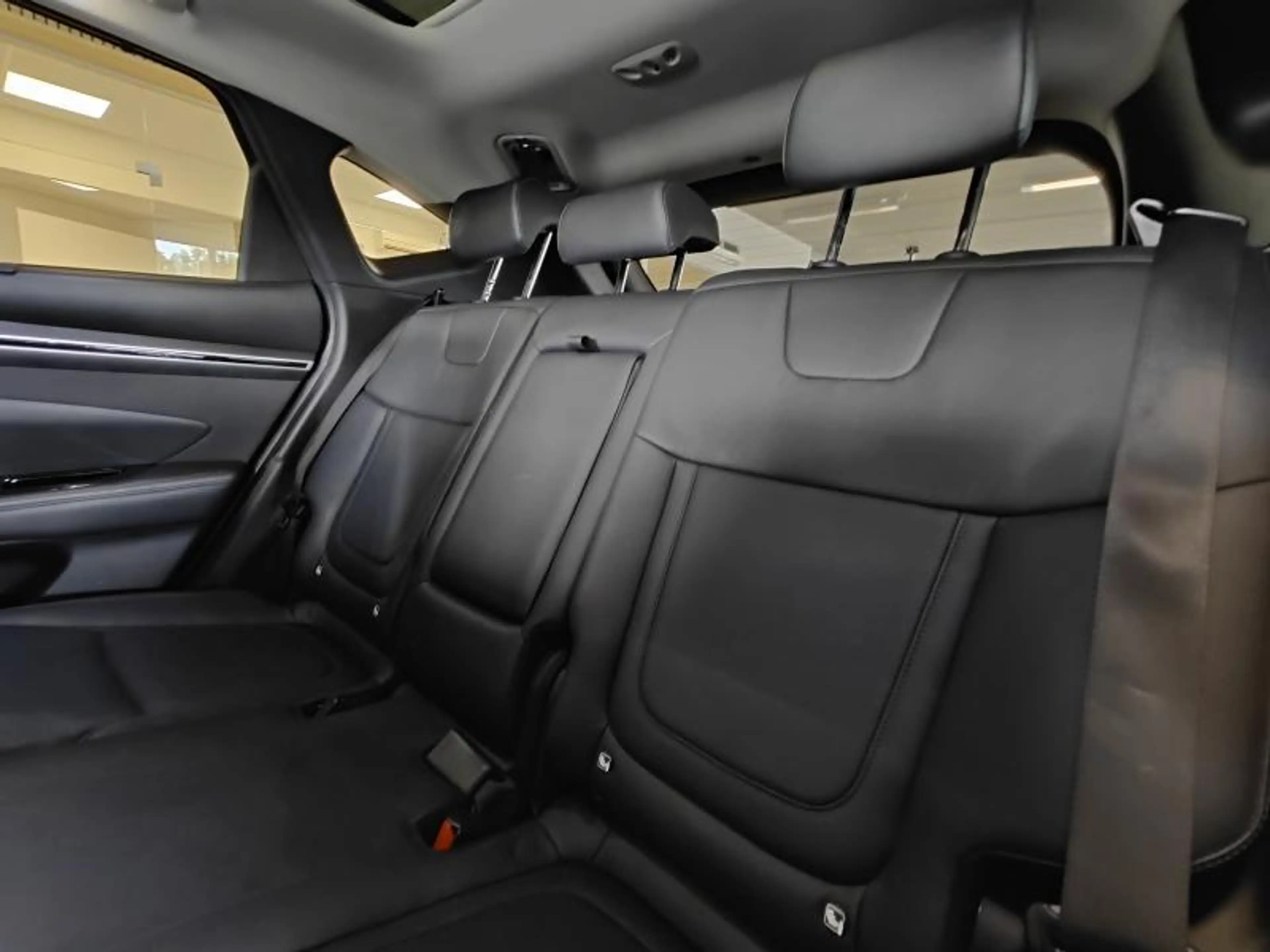 Hyundai TUCSON 1.6T-GDi 4x4 PLUG-IN Shine Sensation | FULL OPTION — photo 15