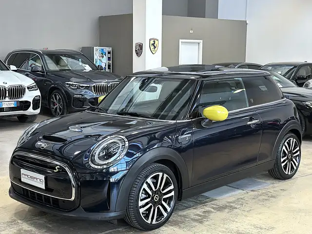 MINI Cooper SE Full Electric Yours-LED-17-Tetto-Camera-Pelle-IVA