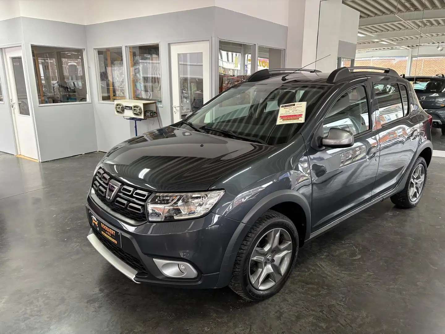 Dacia Sandero Sandero Stepway  avec 1 an 1/2 de garantie Gris - 1