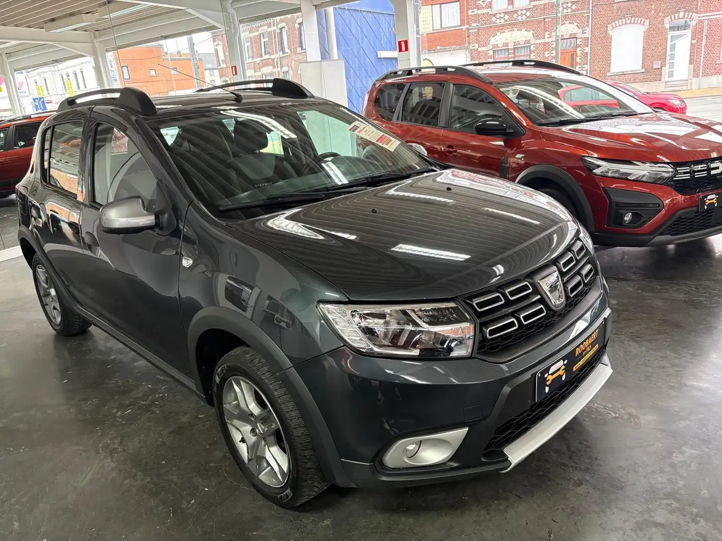 Dacia Sandero Sandero Stepway  avec 1 an 1/2 de garantie Gris - 2