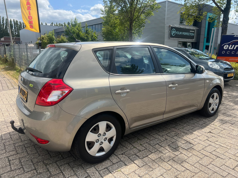Kia Ceed / cee'd 1.4 CVVT - AIRCO - NL AUTO - NAP - ZONDAG OPEN ! — photo 13