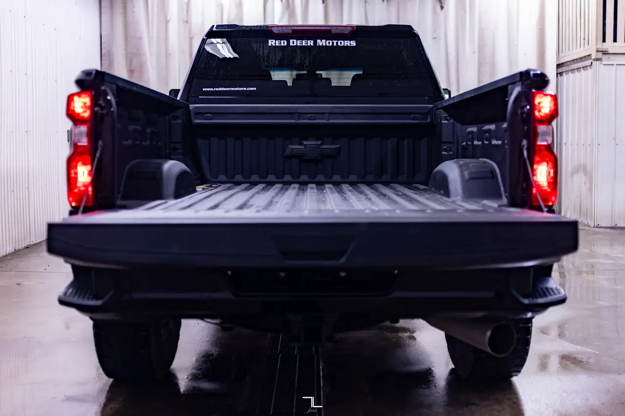 Chevrolet Silverado 2500 снимка Chevrolet Silverado 2500