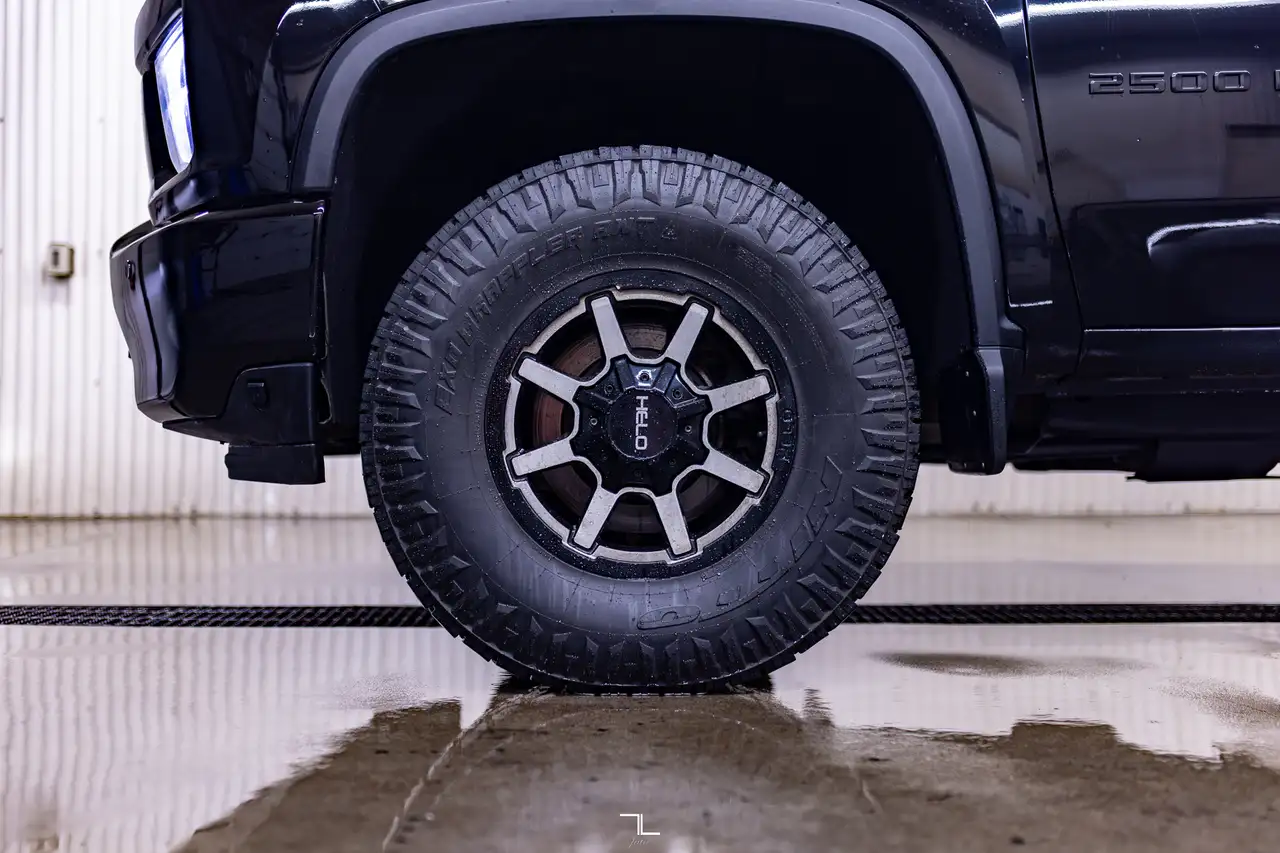 Chevrolet Silverado 2500 снимка Chevrolet Silverado 2500