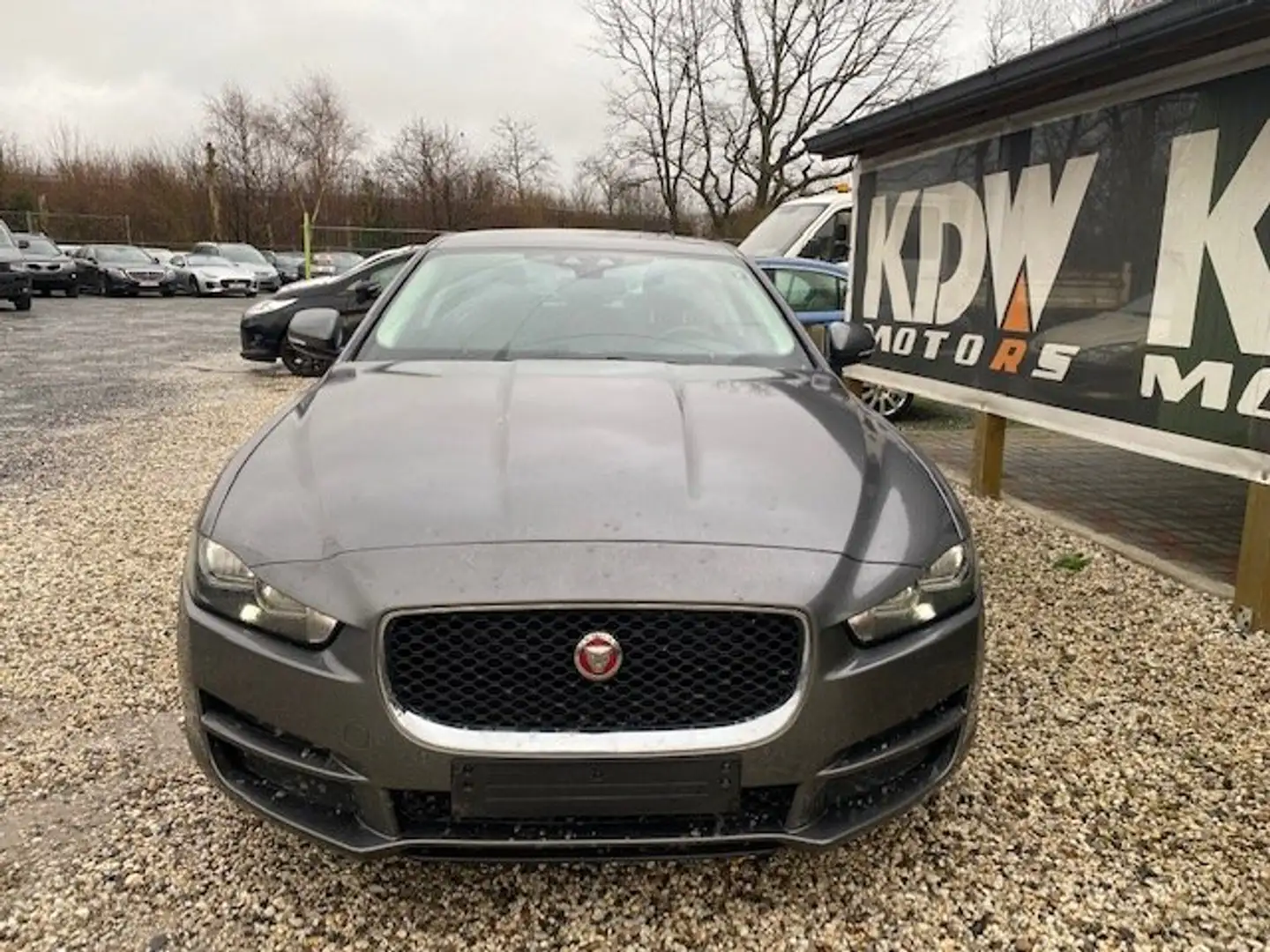 Jaguar XE 2.0 D E-Performance Prestige *MOTOR PROBLEEM* Grijs - 2