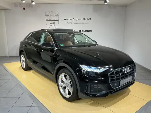 Audi Q8 50 *Audi-Garantie*Standheiz*Massage*AHK*Pano*