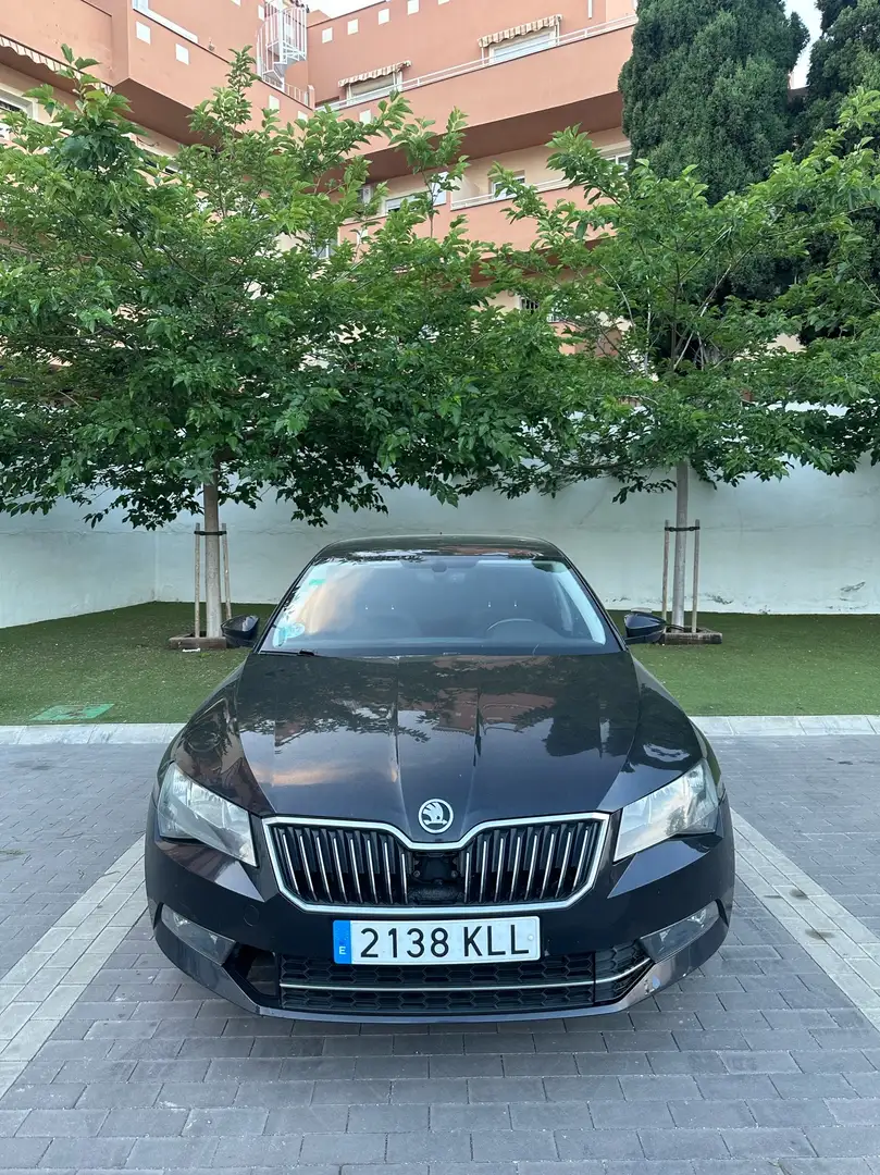 Skoda Superb 2.0TDI L&K DSG7 110kW - 1