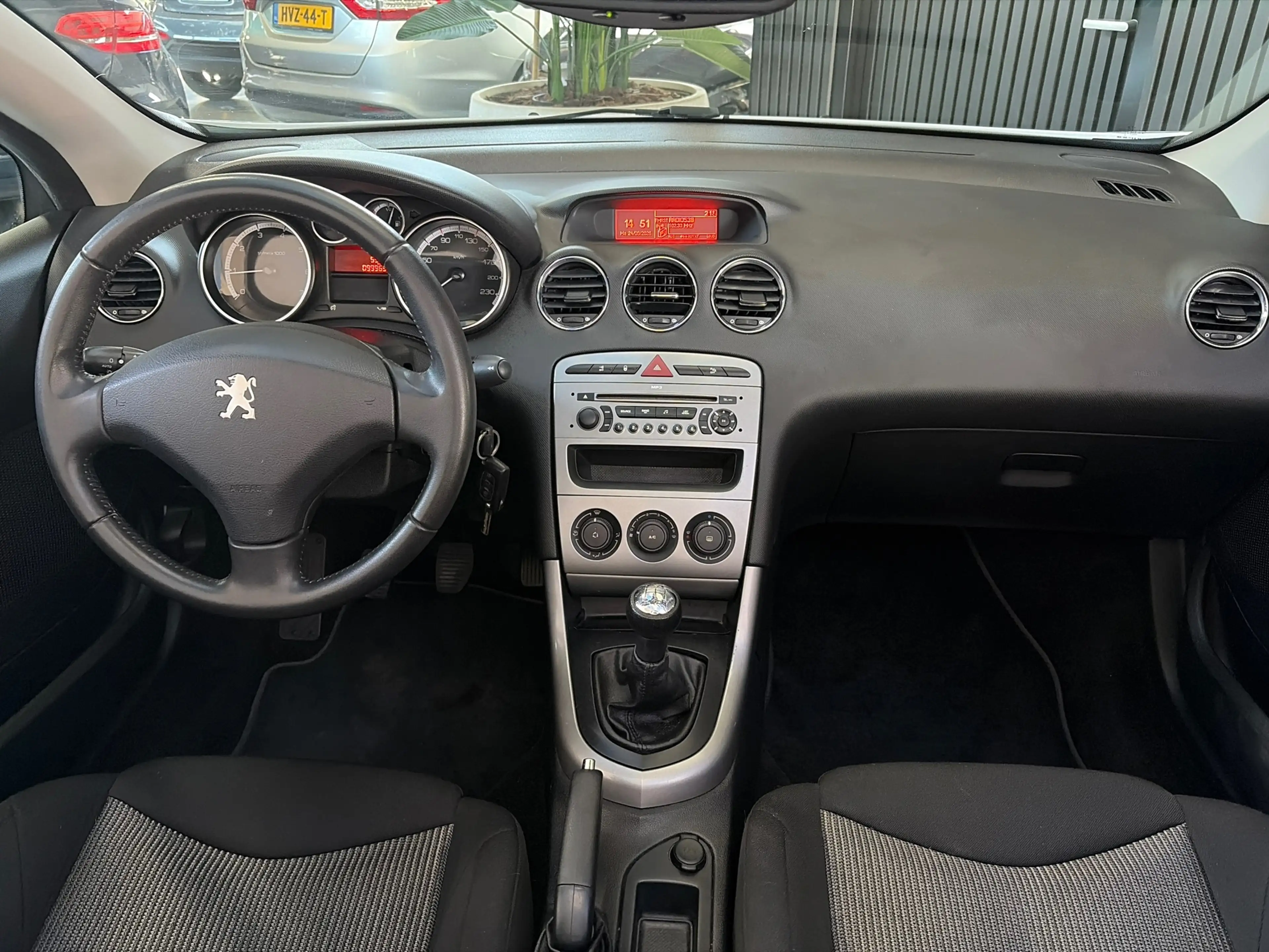 Peugeot 308 CC 1.6 VTi Sport, zeer nette staat en mooie KM-sta — photo 6