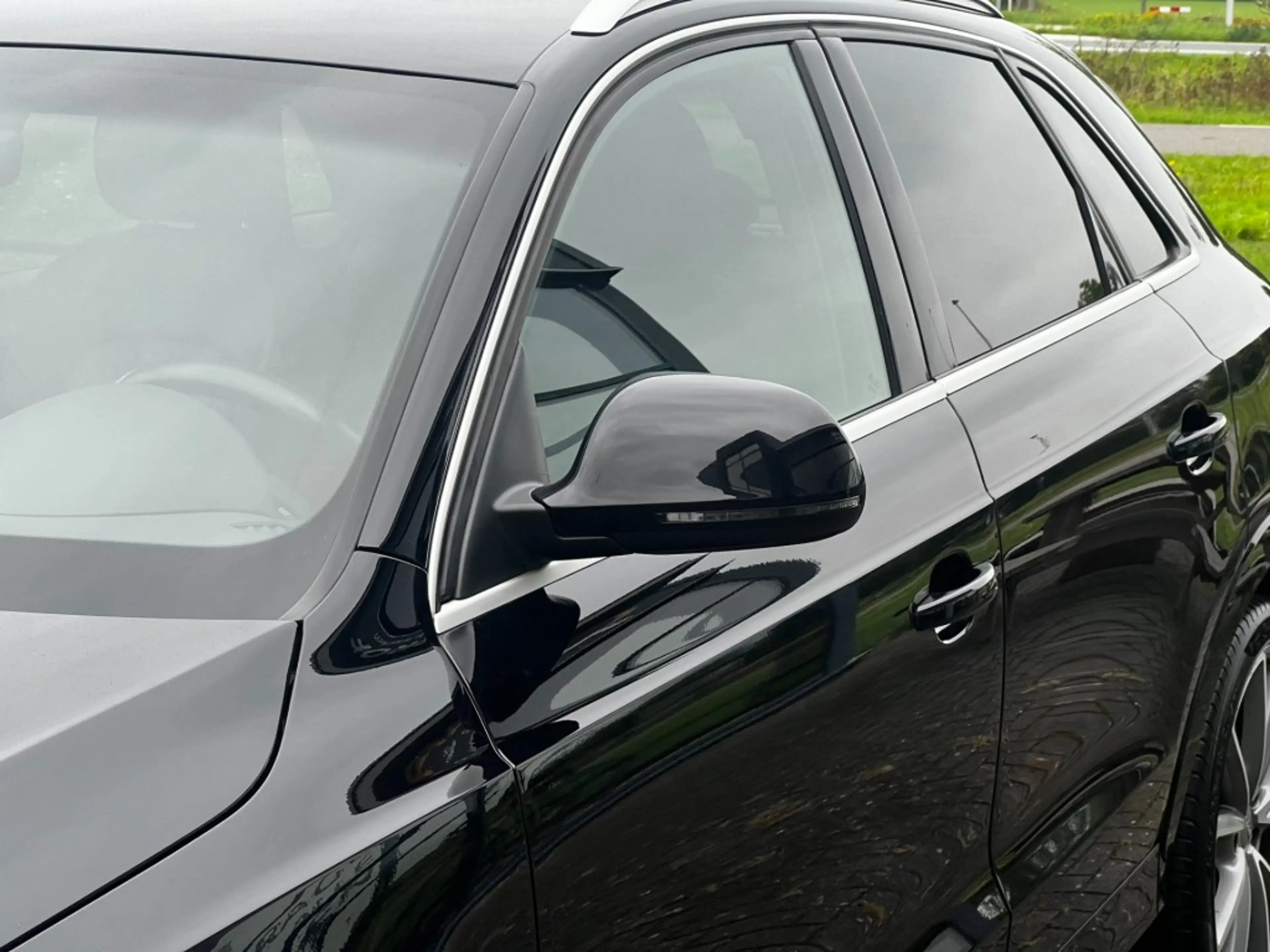 Audi RS Q3 2.5 TFSI RS Q3 Q. — photo 8