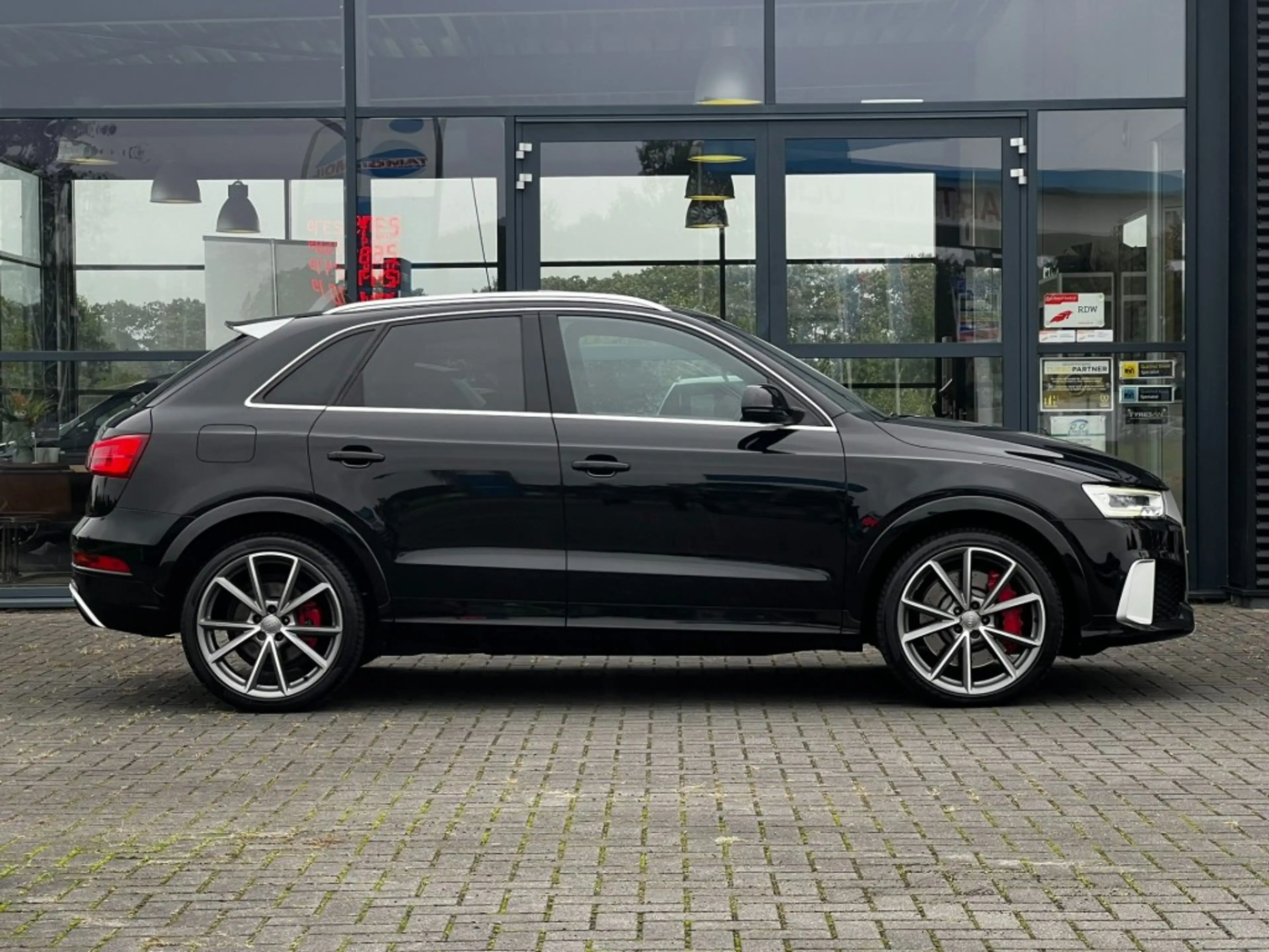 Audi RS Q3 2.5 TFSI RS Q3 Q. — photo 5